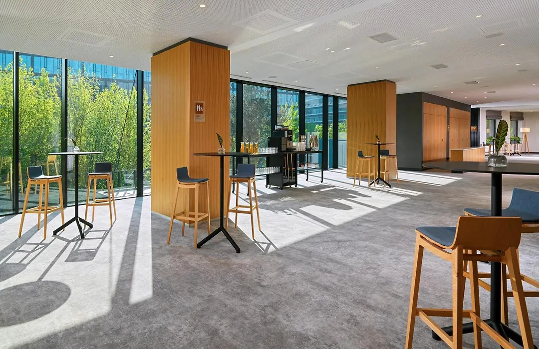 Four Points By Sheraton Warsaw Mokotow-1